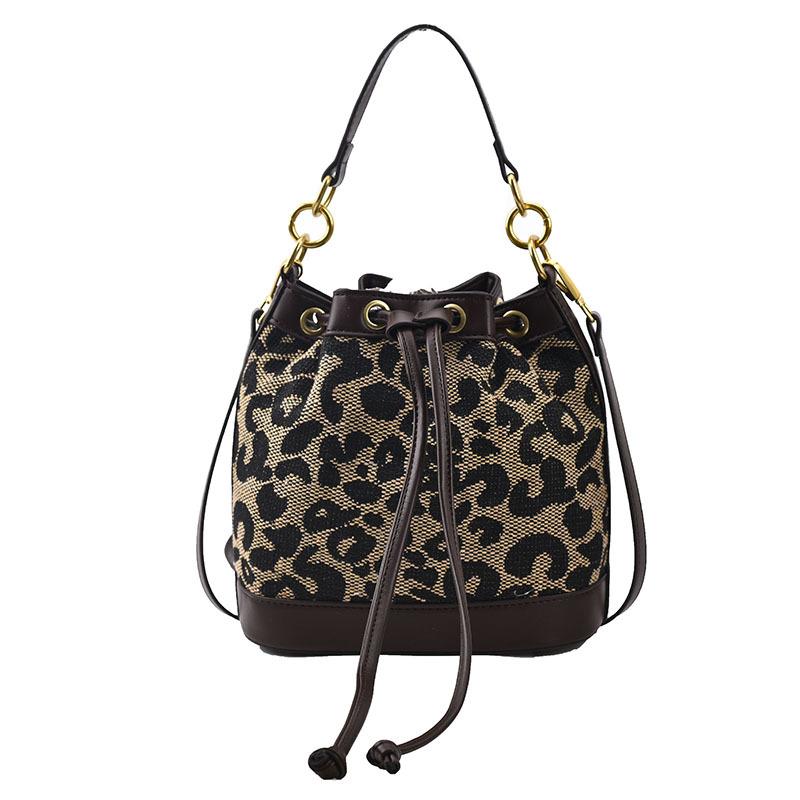 Leopard Print Bag Women's New Versatile Messenger Bag Casual Handbag