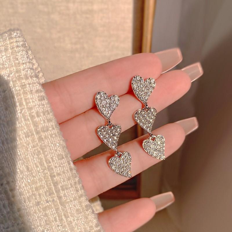 @Special Silver Full Diamond Love Stud Earrings Temperament Fringed Earrings Design High-end Earrings