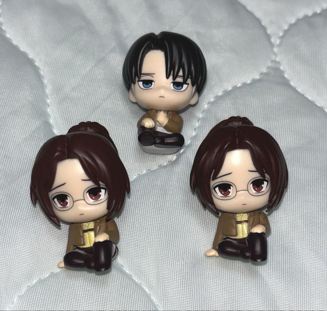 

[USED] Attack on Titan Levi Hange Waiting 10th