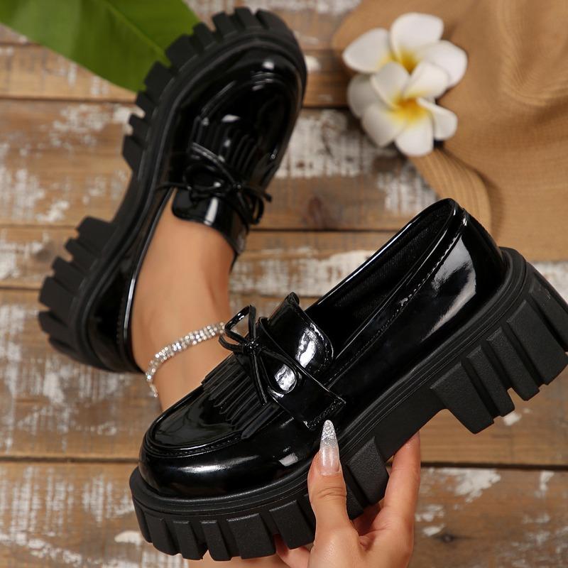 Fashion Women's Platform Thick Heel Loafers Plus Size Fashion Black Patent Leather Dress Shoes Woman Comfortable Slip on Outdoor Shoes