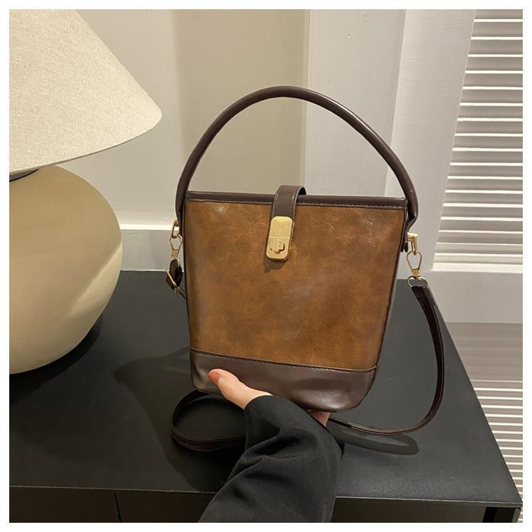 Urban Chic Pu Leather Bucket Bag Soft Lock Clasp Large Handbag For Women