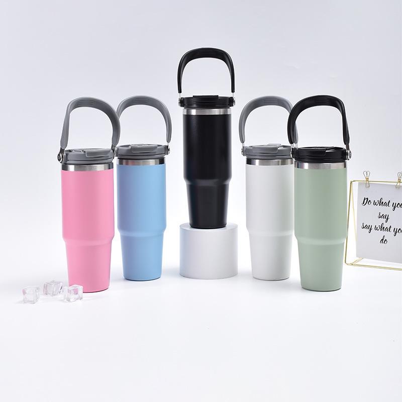 30oz Edelstahl tragbarer Reise-Thermosbecher mit Strohhalm - Großes Fassungsvermögen für Outdoor-/Autonutzung