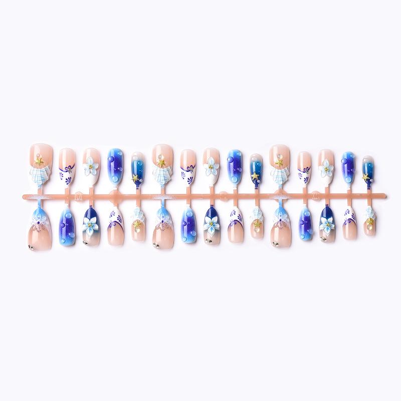 30 Stück Strandstil 3D-Blume und Strass-Seestern Mandel-Nagelspitzen