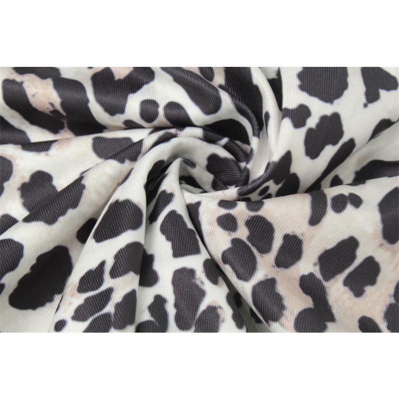 Women's Round Neck Long Sleeve Tight Bag Hip Slit Sexy Hot Casual Fashion Leopard Print Dress