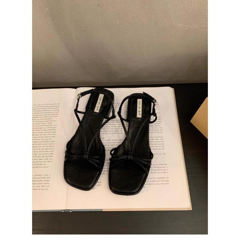2025 spring and autumn new niche French flat-bottomed thin-strapped sandals fairy shoes square head open-toed versatile Roman cool