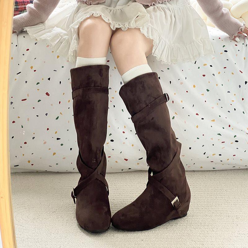 

Inner heightening boots Women s tall autumn belt buckle New 2025 versatile boots Skinny stacked retro knight boots 39 кофейный