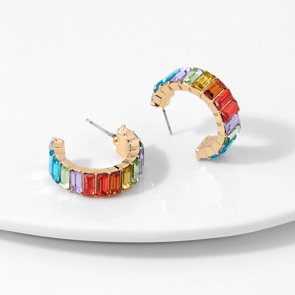 Vibrant Glass Gem Stud Earrings With Modern Geometric Shapes For Daily Wear