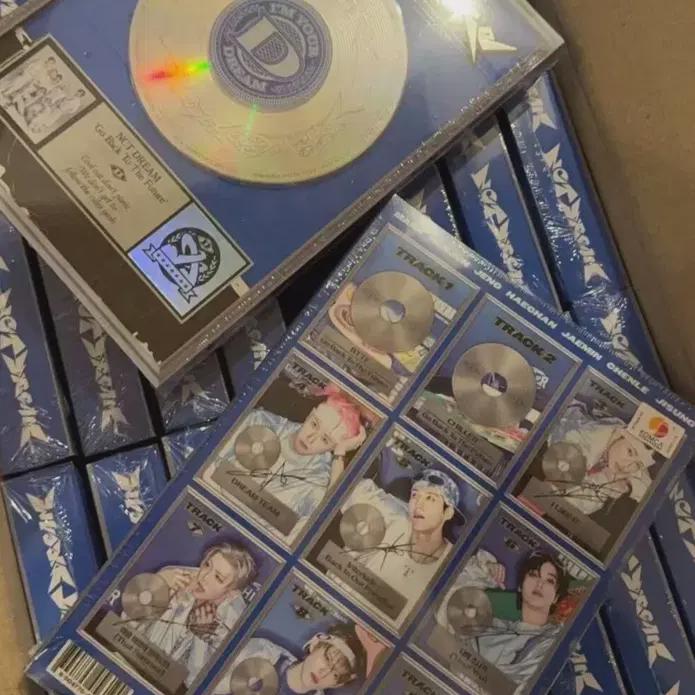 

В натуральной форме) Ncitdream Запечатанный Альбом Nctdream