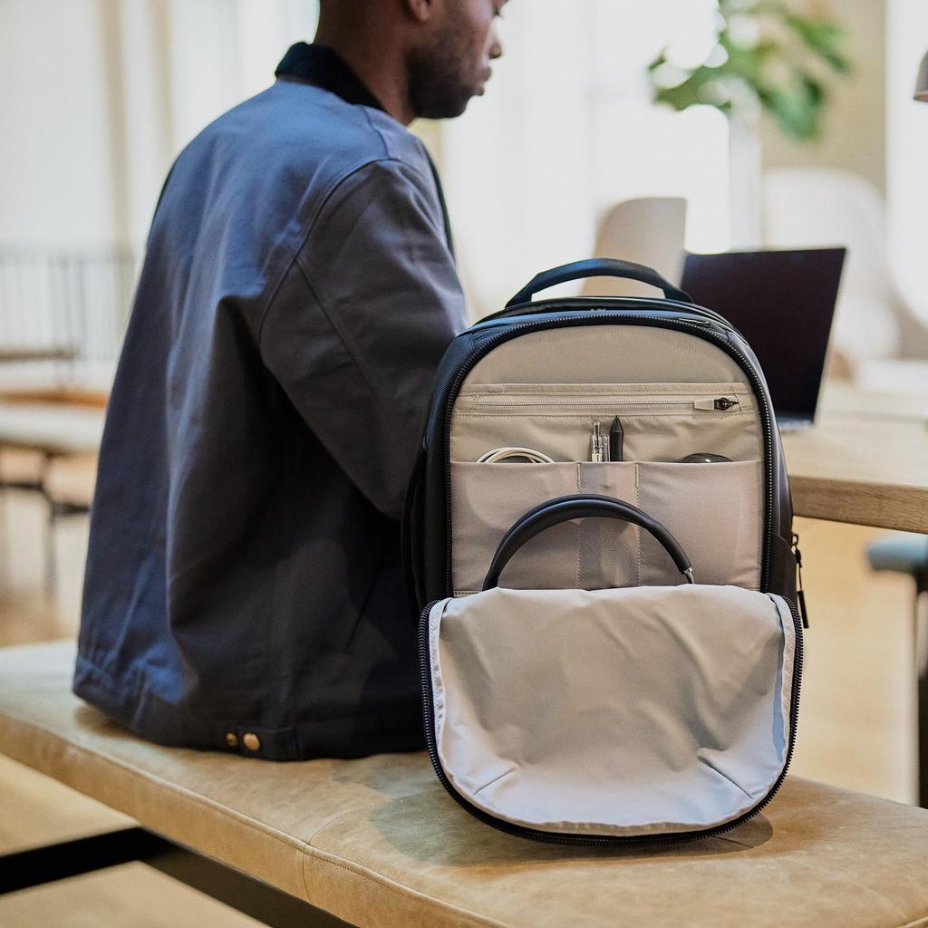 Aer DayPack 3 Tech Collection 31014 Backpack, Men's Nylon, Black, for Business and Casual Use