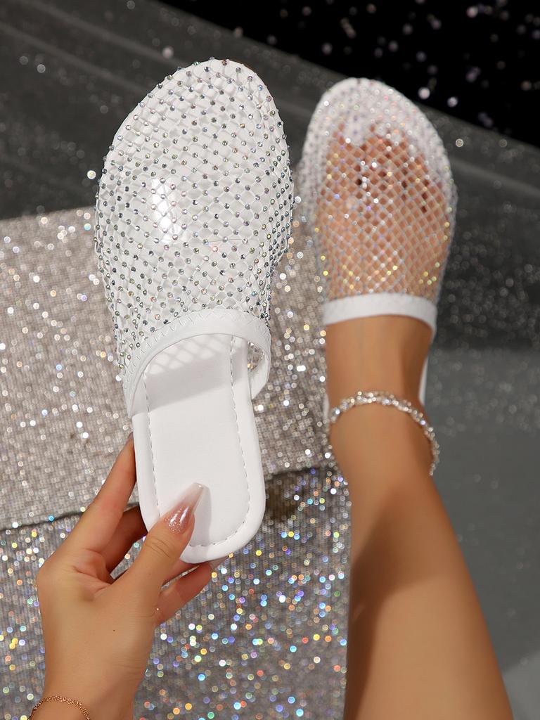 Women Slippers 2026 Summer New Women Round Head Sandals Hot Water Diamond Flats Home Slippers Slides Women Zapatos De Mujer