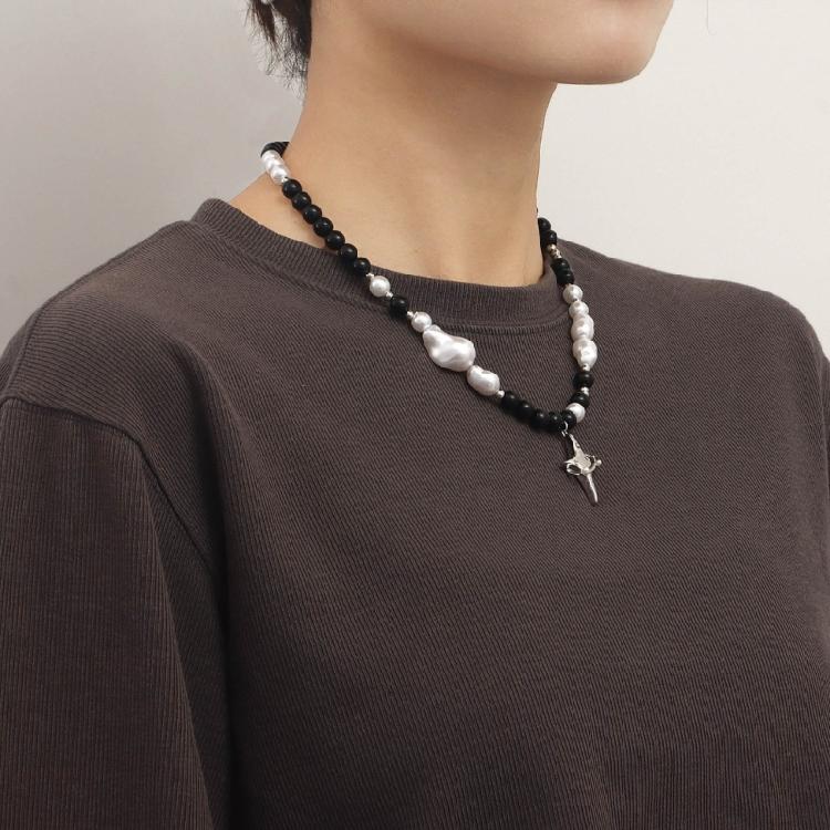 Vintage Beaded Crossed Star Necklace for Women Fashion Aesthetic Y2k Jewelry