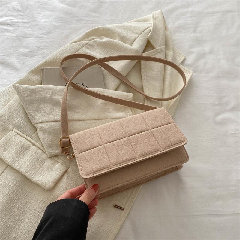 Большая вместительная повседневная сумка через плечо 2024 Весна Уличная мода Простая модная однолямочная сумка подмышечная хаки