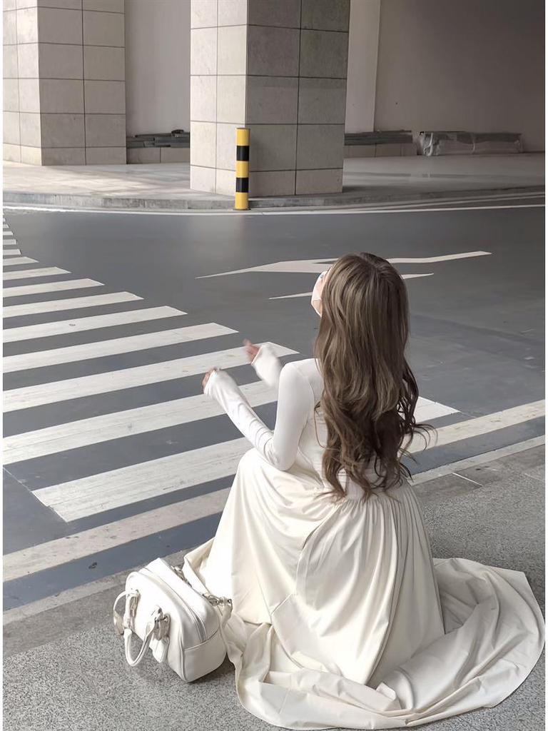 Elegant Square Neck A-Line Dress - Women's Early Spring 2026 Arrival, Long Sleeve, Waist-Cinched Fake Two-Piece Design.