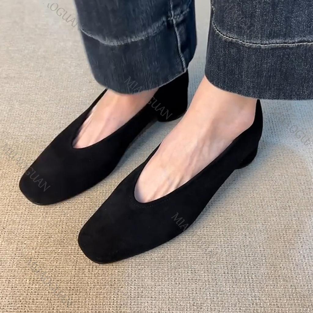 Fashion Black Suede Women Pumps Vintage Square Toe Commuter Single Shoe Fashion Slip on Thick Heeled Shoes for Women Shallow Heels Women