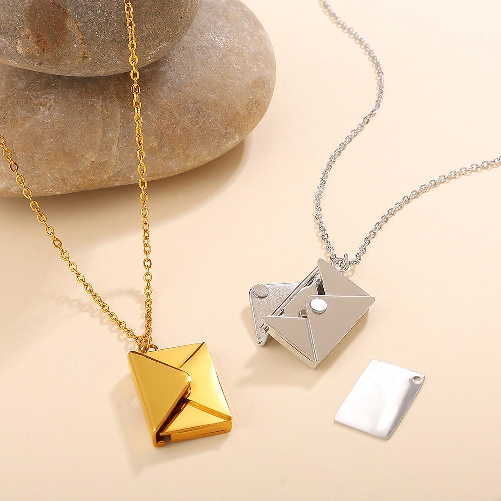 18K Gold-Plated Stainless Steel Envelope Necklace - Elegant and Durable Fashion Jewelry