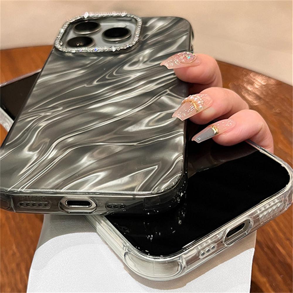 Luxury Bling Glitter Diamond Camera Protection Phone Case for iPhone 14 11 12 13 15 Pro Max Shiny Wave Ripple Pattern Hard Cover