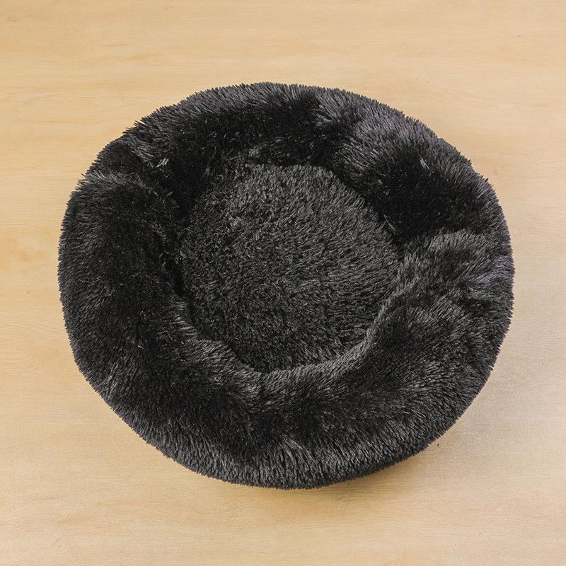 

Plush Donut Pet Bed for Dogs & Cats - Warm, Cozy Winter Comfort 40cm Diameter