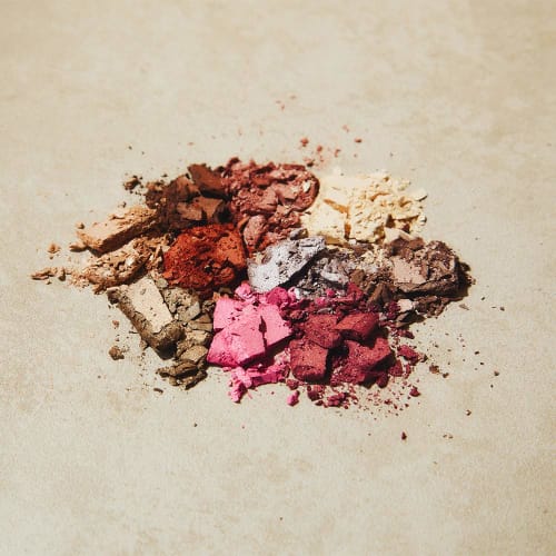 OSAJI Nuance Eye Shadow "Protects the Delicate Eye area/Blends Into the Skin, Transparency and Luster, Adding Nuance To Your Daily Life" 2g / D02 Omok