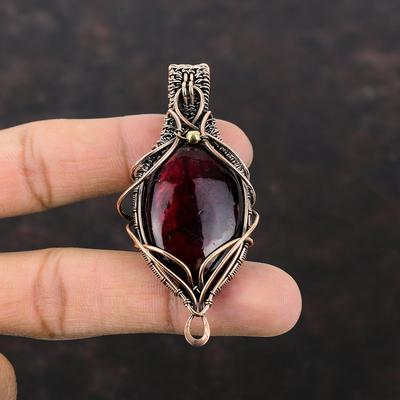 Pendentif Labradorite Feu Rouge Pendentif Enveloppé de Fil de Cuivre Bijoux en Cuivre Faits Main Pendentif Pierre Gemme Naturelle Bijoux Enveloppés de Fil Cadeau Pour Elle