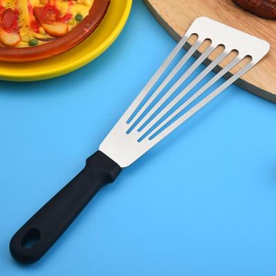 Stainless Steel Slotted Turner Spatula – Anti-scalding, Non-stick for Teppanyaki, Fish, Pancakes, and Steak.