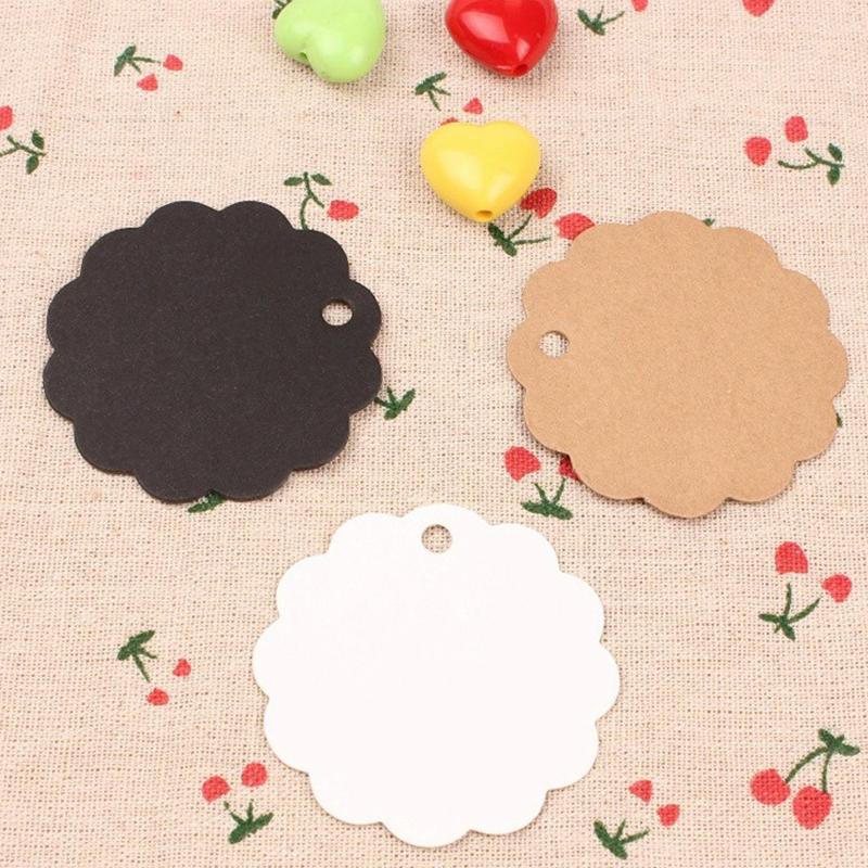 50 Stück/Los Runde Hängeetiketten Bunte Wellenrand Kraftpapier Leere Packetiketten Geeignet für Geschenke Souvenirs Beschriftung ZYF