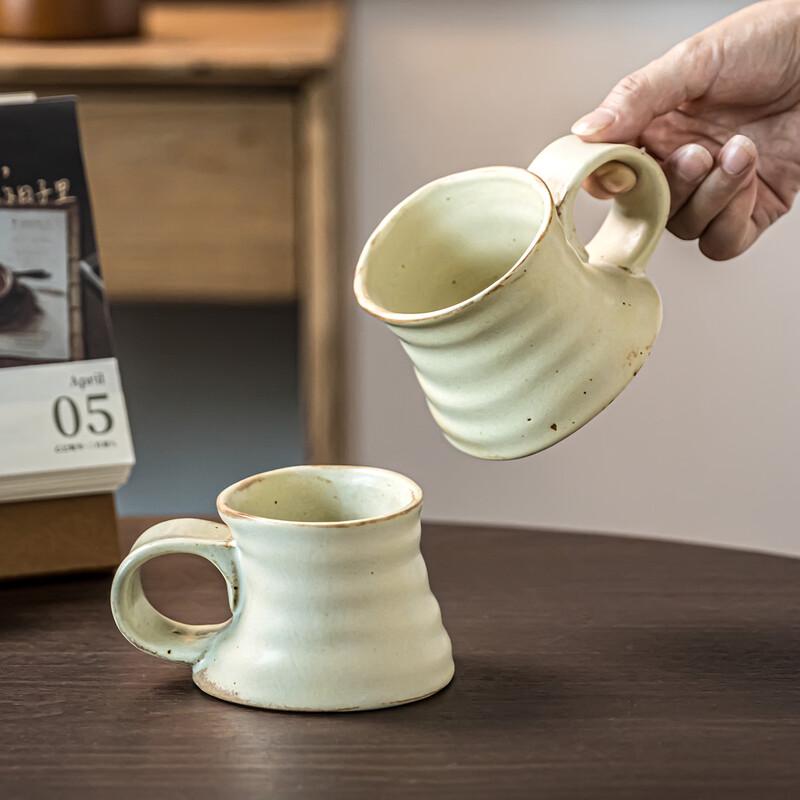 OLOEY Vintage Distressed Ceramic Mug with Rope Handle