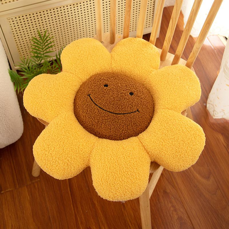 

New petal flower seat cushion office fart cushion butt cushion sun flower cushion throw pillow toy doll 40cm【0.22kg】