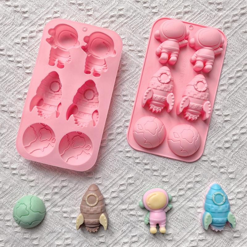 Uzay Temalı Silikon Kek Kalıbı 6 Bölmeli 3D Astronot Roket Dünya Şeker Kek Dekorasyonu