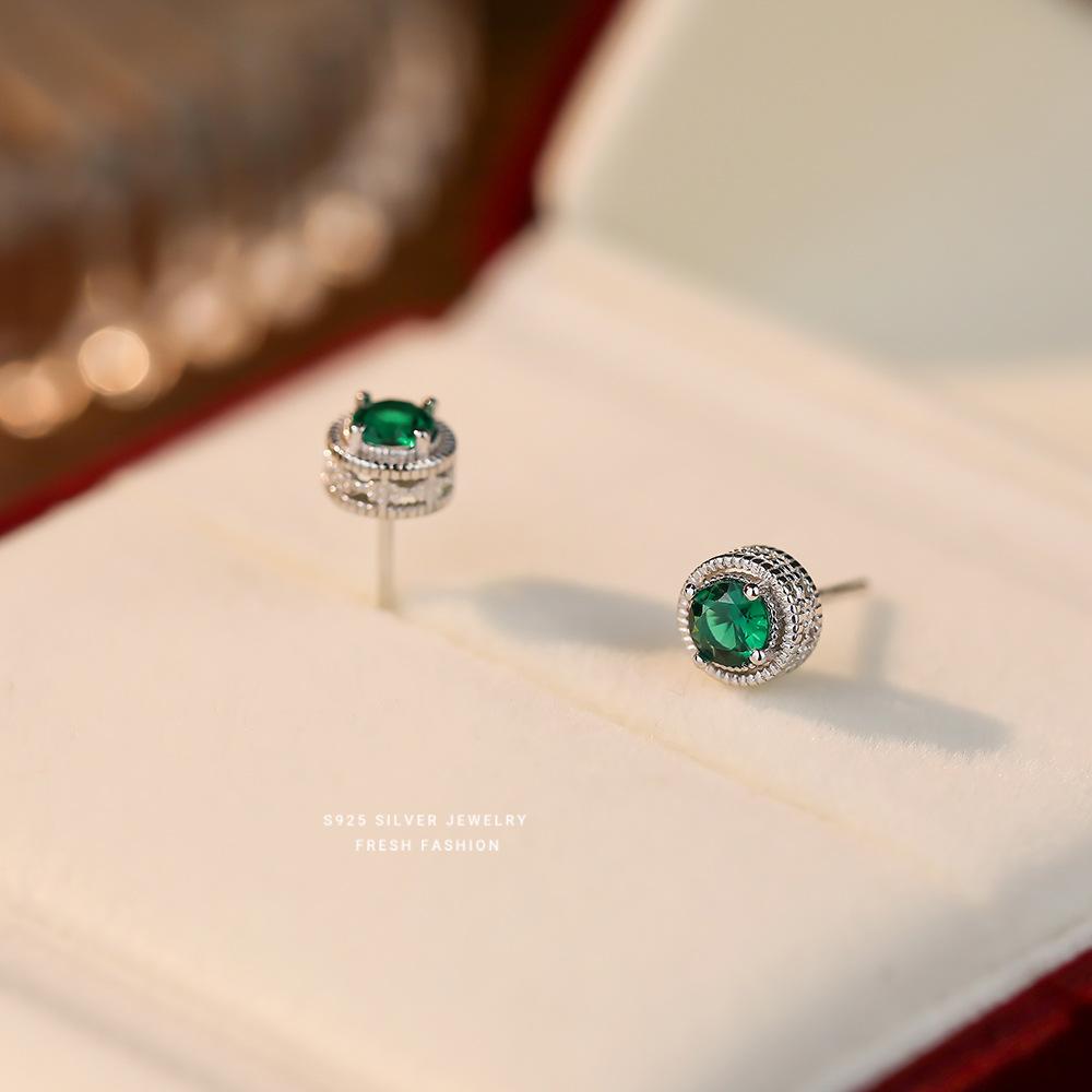 925 Sterling Silver French Light Luxury Baroque Carved Green Zircon Stud Earrings For Women Wedding Party Jewelry серебряный
