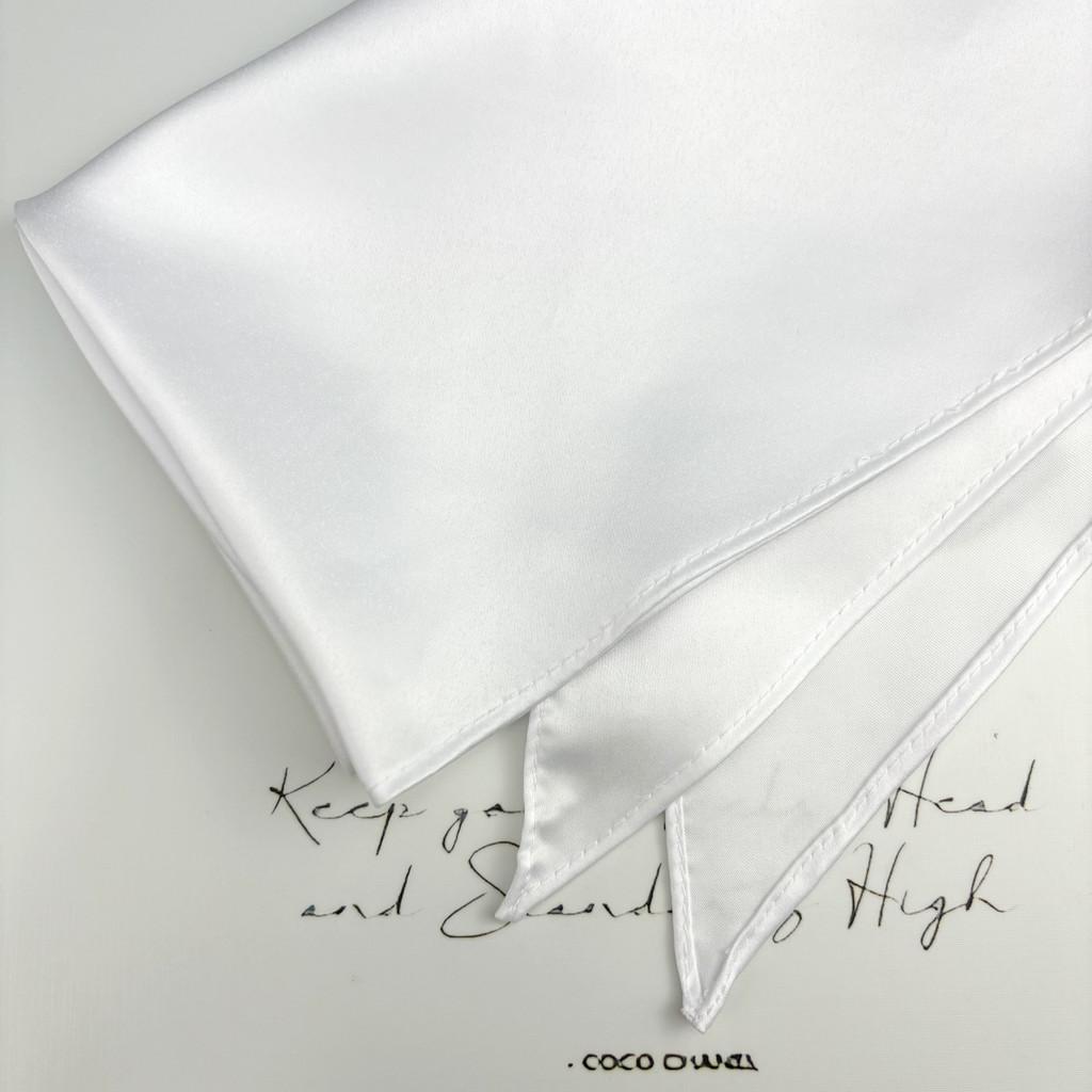 Childrens Triangular Scarf And Tie Bucklewith Pure Color Satin Fabric For School Uniforms