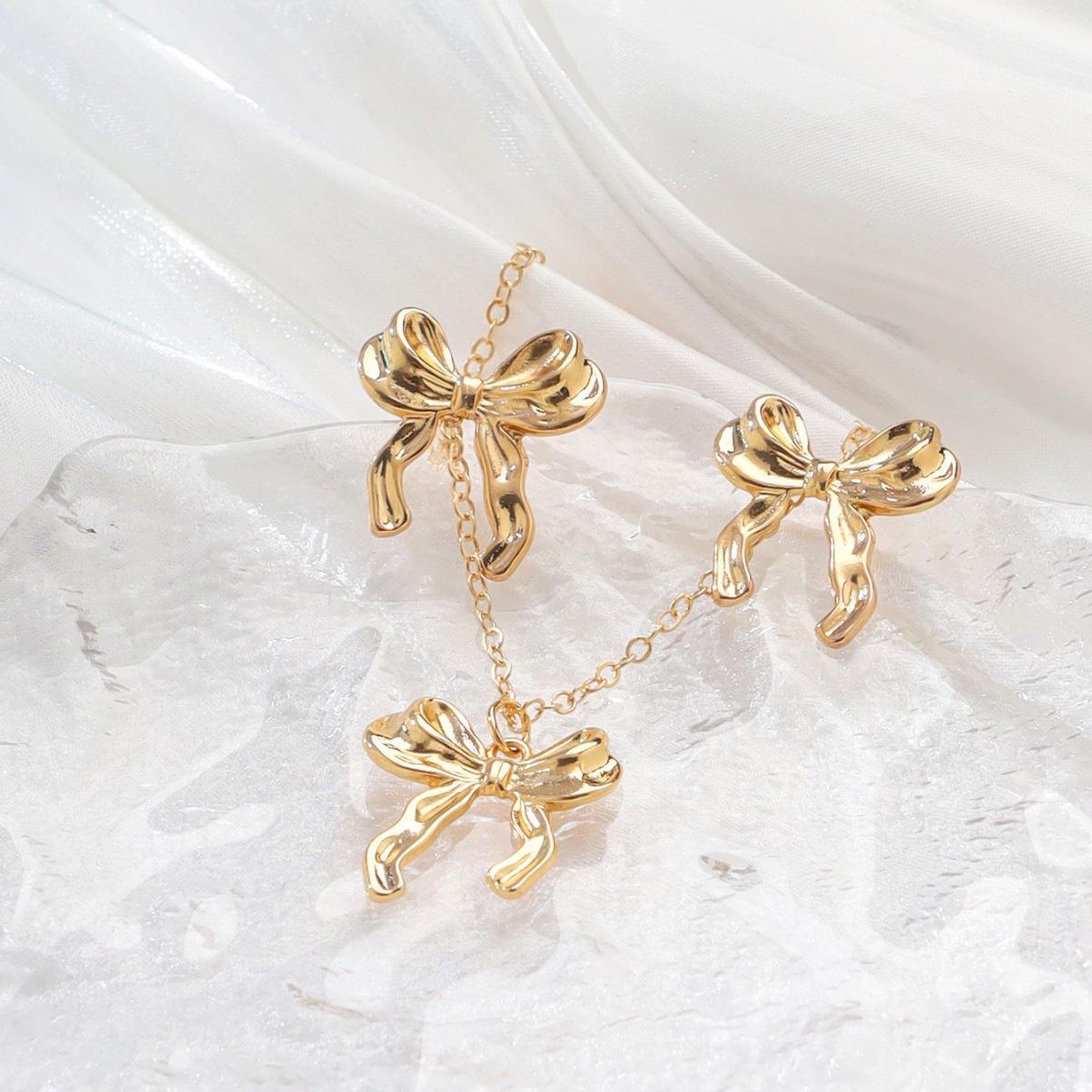 Elegant Bow Pendant Necklace & Earrings Set for Women
