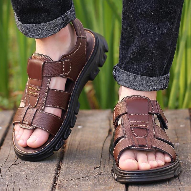 Mode Heißer Verkauf Herren Sandalen Hochwertige Rindsleder Schuhe für Herren Outdoor Strand Doppelzweck Hausschuhe Rutschfest Dicksohlige Papa Schuhe