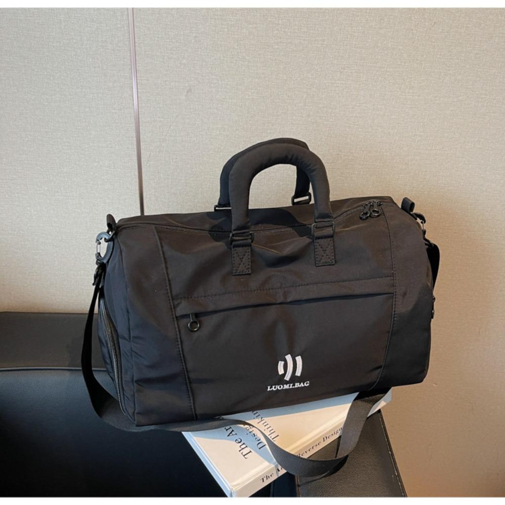 Short trip bag women's new fashion portable fitness bag large capacity wet and dry separation lightweight sports bag maternity bag