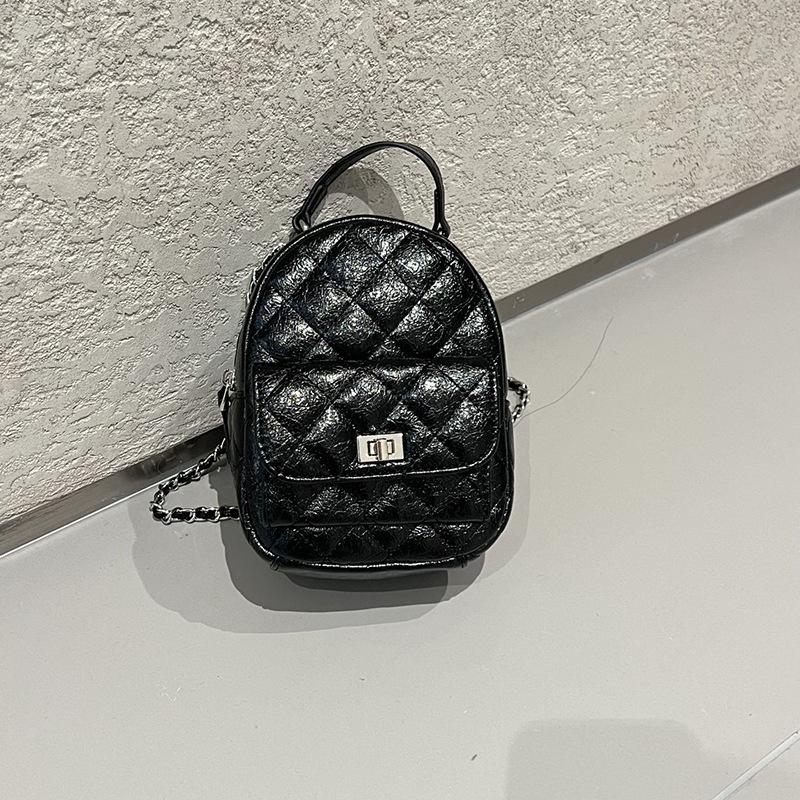 Premium sense niche rhombus soft leather backpack women s 2 new fashion versatile small backpack shoulder travel bag Standard чёрный