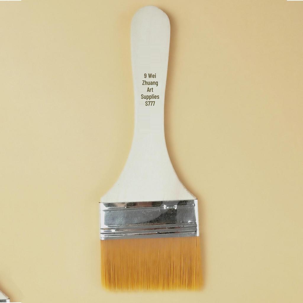 Nylon Bristle Art Brush - Wooden Handle for Oil Painting