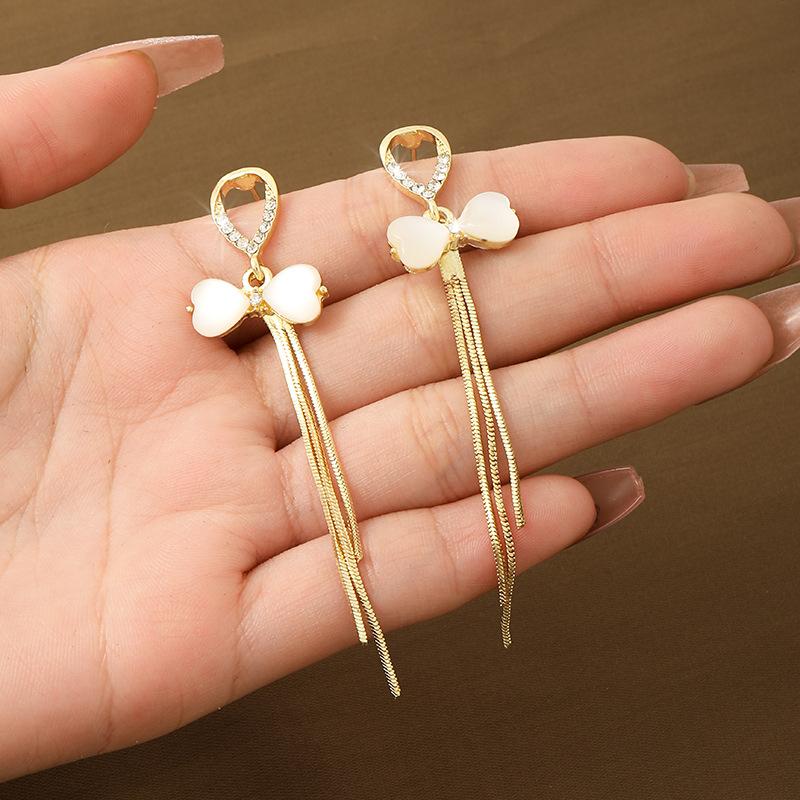 Silver Needle Simple Bowknot Personality Long Heart Tassel Earrings Elegant Gold Women's Earrings High-end Feel
