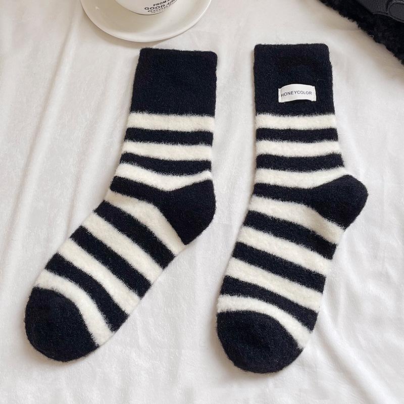 Australian Velvet Mink Velvet Warm Cotton Women'S Socks Thickened Warm Black And White Panda Cloth Label Women'S Medium Tube Socks Home Socks