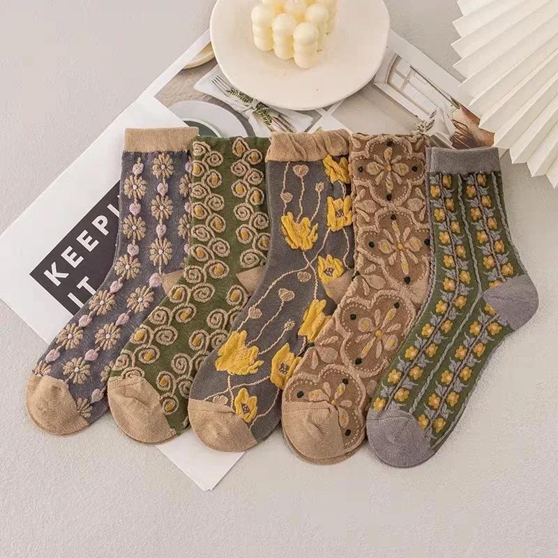 1/5 Paires Chaussettes Mi-Mollet Motif Ethnique Broderie 3D Chaussettes Texturées Polyvalentes Imprimé Floral Toutes Saisons Décontractées pour Femmes