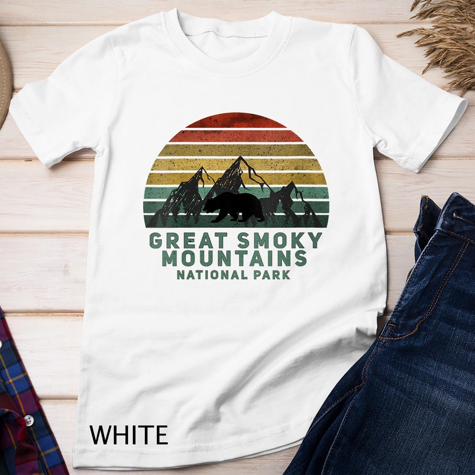 Womens Vintage Great Smoky Mountains National Park Bear Unisex T-Shirt Mens Womens Tees Top XL
