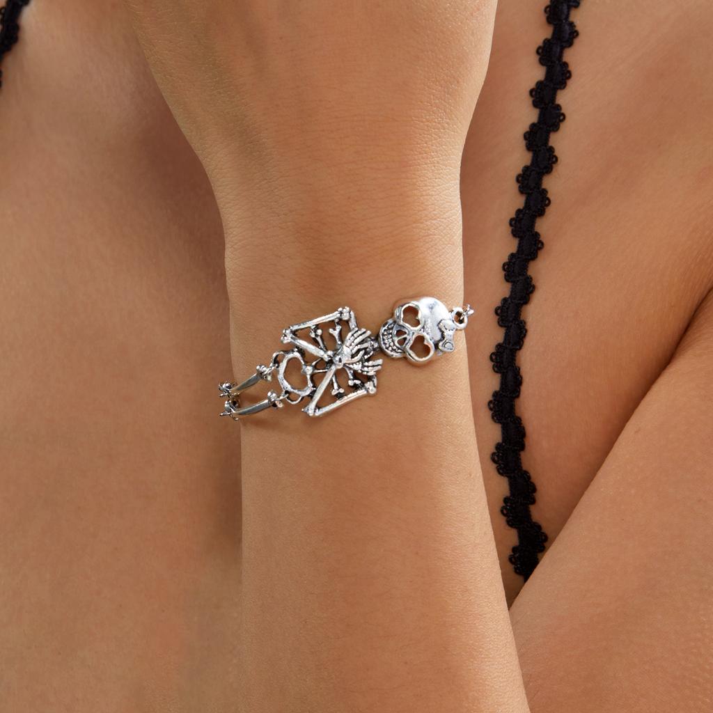 Vintage Exaggerated Gothic Skull Bracelets for Women Men Creative Hip Hop Punk Skull Skeleton Bracelets Halloween Party Jewelry