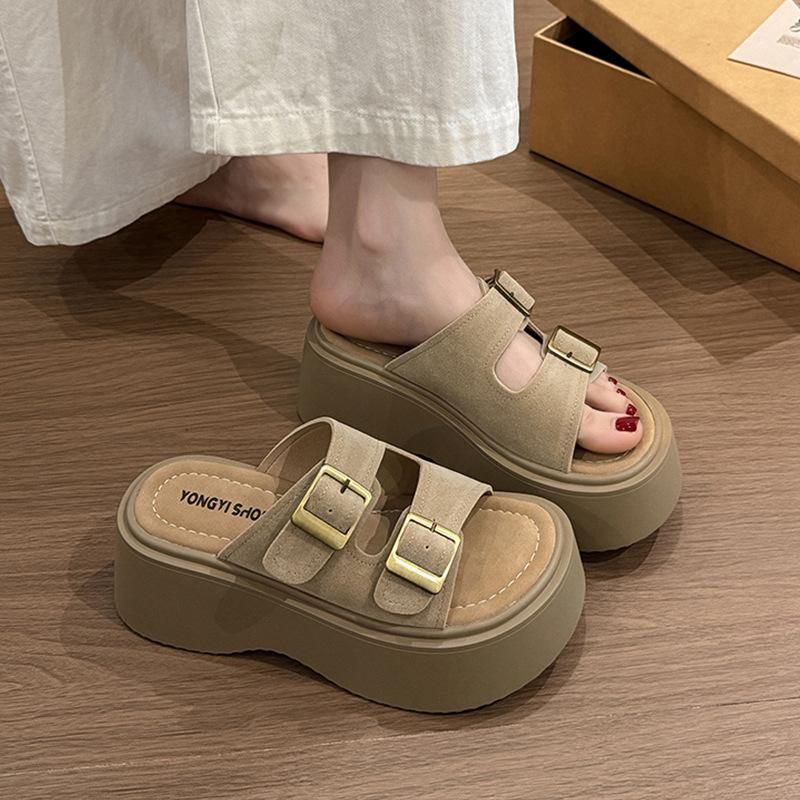 Thick-soled heightening slippers for women's summer outer wear, new one-word drag fashion non-slip cool slippers tide