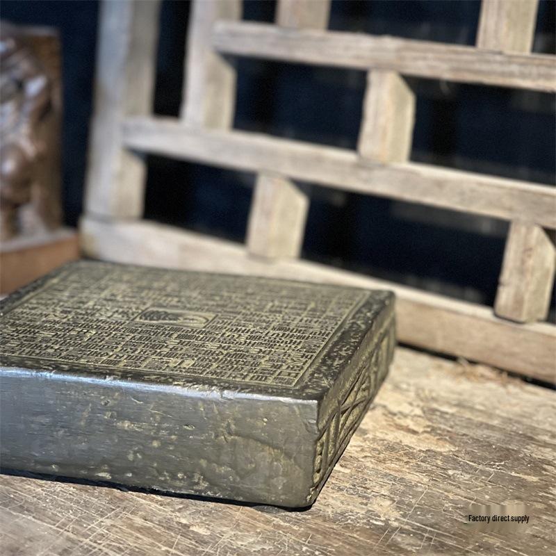 Chinese Retro Buddha Statue with Heart Sutra Nameplate and Beads Base