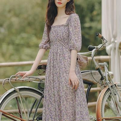 Women's 2024 Summer Floral Chiffon Dress with Square Collar & Puff Sleeves