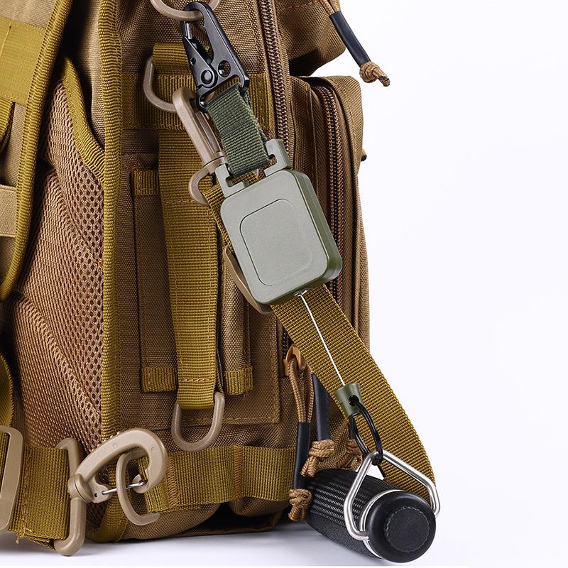 Retractable Military Green Fishing Lure Buckle with Back Clip and High-Strength Steel Wire