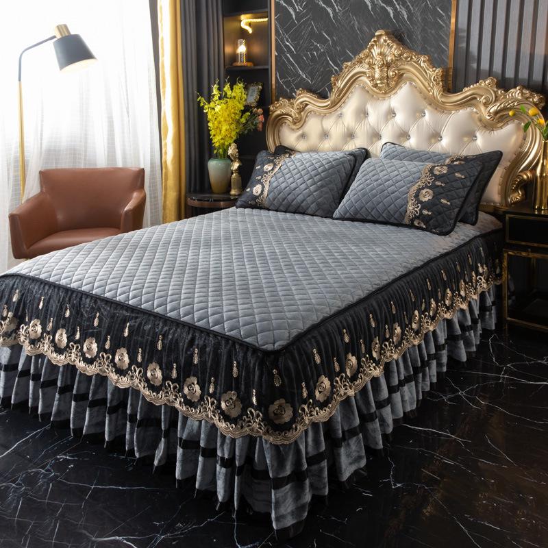 European Crystal Velvet Quilted Bed Skirt - Autumn/Winter Thick Lace Bedspread, Non-slip Flannel, 1.5m/1.8m Bedding Set