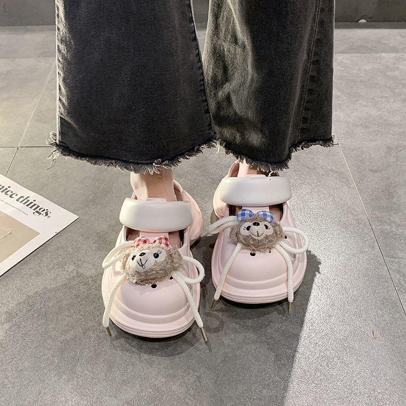 Stepping On Shit Feeling Small Man Thick-soled Cool Slippers Non-slip Slippers 2025 Sweet Cute Strap Doll Hole Shoes Women's Summer