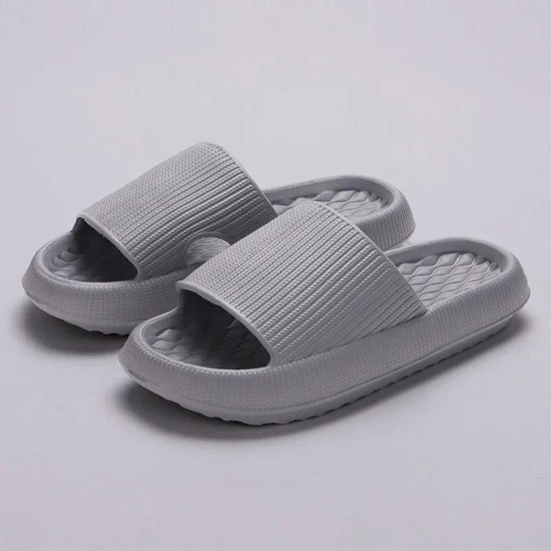 Fashion Platform Cloud Slippers Women Summer 2024 Lightweight Soft Sole Platform Sandalias De Mujer Casual Non-slip Beach Shoes Slides