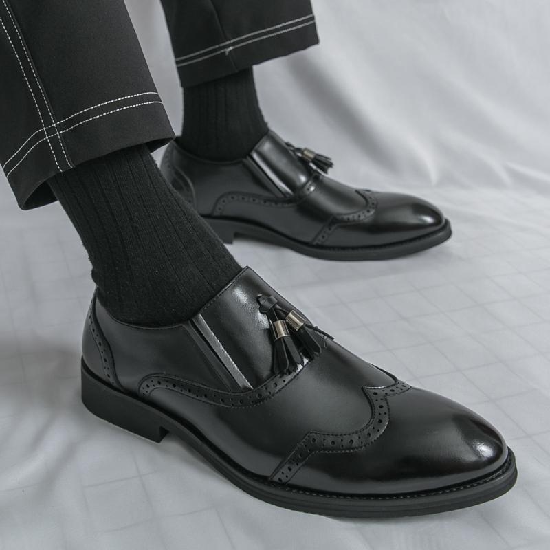 Men Loafers Leather Brogues Shoes Formal Business Wedding Dress Prom Black Shoes Large Size