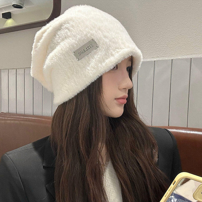 Cotton Labs Winter Fur Bucket Hat beige