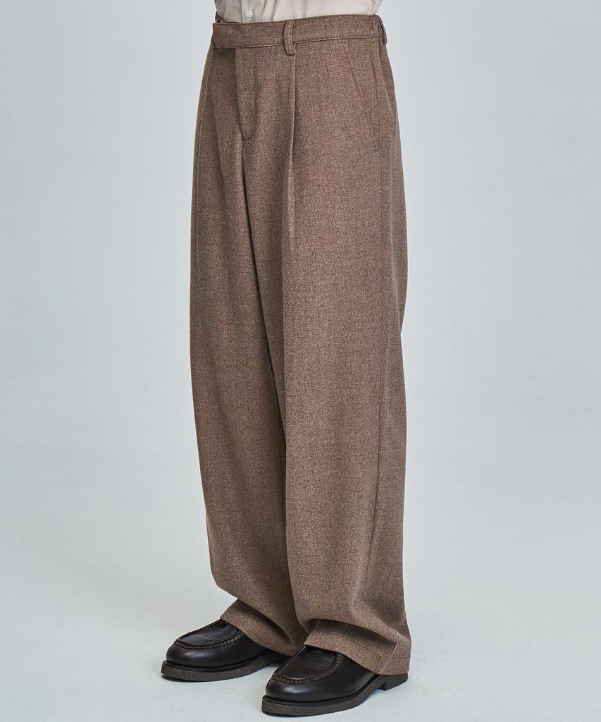 PRAIRIE Wool Relaxed Fit Slacks (Beige)